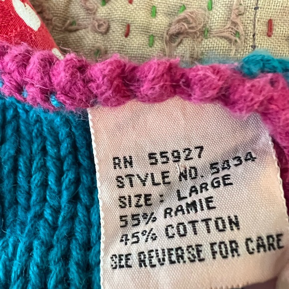 Vintage 80s Hand Knit Sweater Vest - Picture 4 of 6